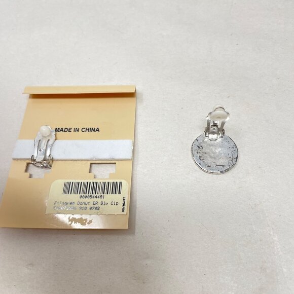 Coldwater Creek Clip On Earrings Abstract Filigree Swirl Round Silver-Tone - Picture 5 of 6